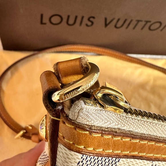 Authentic Louis Vuitton Siracusa - discontinued bag - Picture 6 of 13